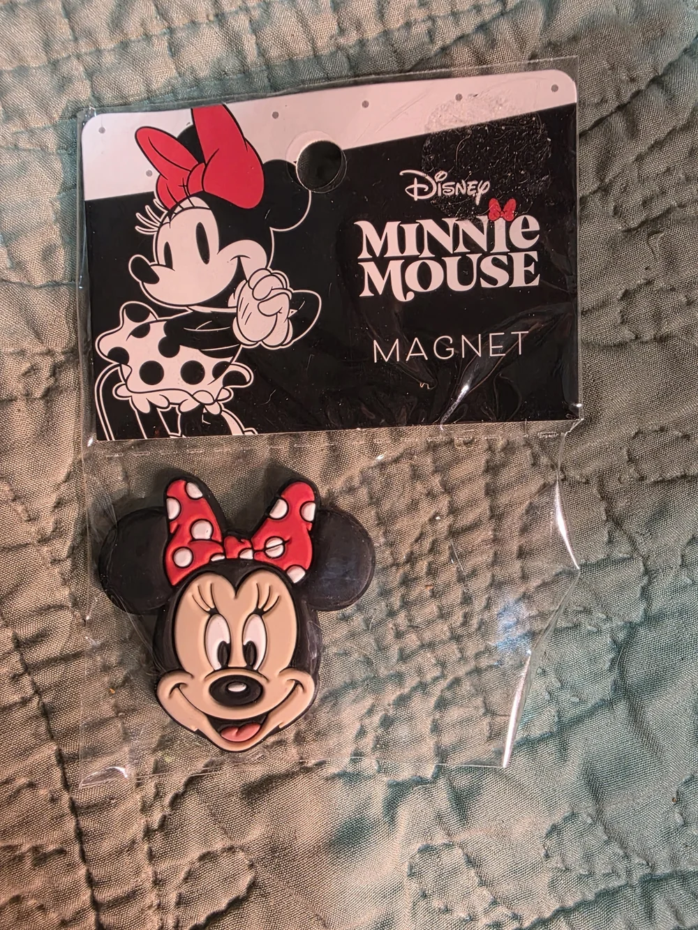 Disney Minnie Mouse Magnet - Black & Red Bow